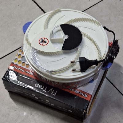 Máy bắt ruồi mới. Mua bán Nội thất, đồ gia dụng khác tại Huyện Đại Lộc Quảng Nam được đăng bởi Lê Ngọc