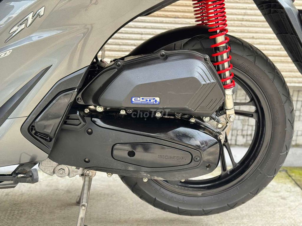 Honda SH160 ABS 2023 Xám, GÓP TAY ĐÔI VỚI SHOP. Mua bán Xe máy tại Quận 1 Tp Hồ Chí Minh được đăng bởi nguyen hien hình 3