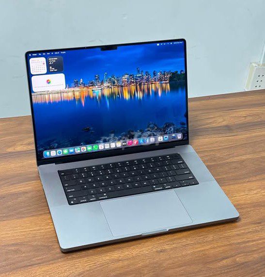 Apple MacBook Pro 16 M1 Max 32GB/1TB Xám. Mua bán Laptop tại Quận Hải Châu Đà Nẵng được đăng bởi TTCenter 484 NÚI THÀNH hình 1