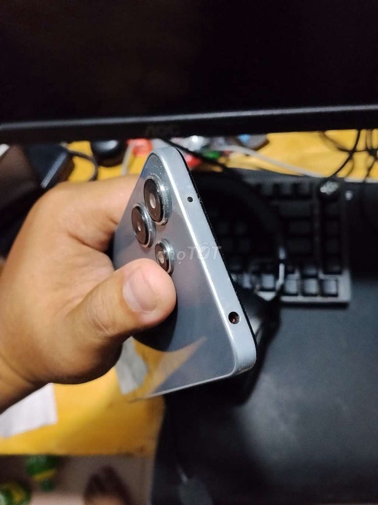 Xiaomi Redmi 12 Xám. Mua bán Điện thoại tại Quận Tân Bình Tp Hồ Chí Minh được đăng bởi Thanh Phong hình 1