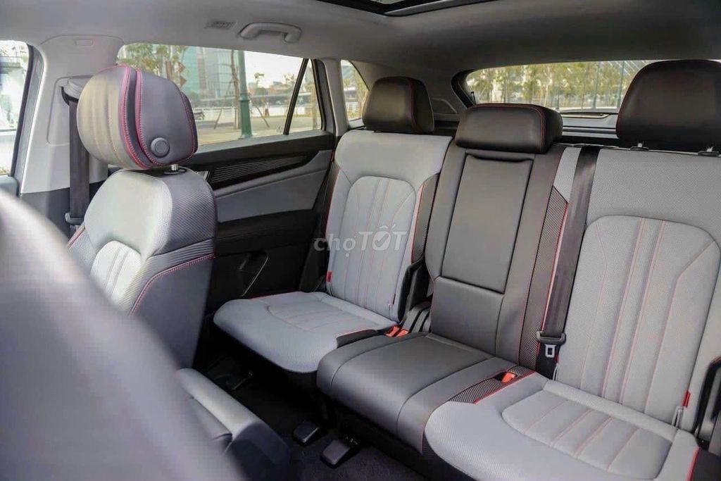 Volkswagen Teramont X, 599 triệu, nhận xe ngay. Mua bán Ô tô tại Quận 7 Tp Hồ Chí Minh được đăng bởi Quang Nguyễn hình 11