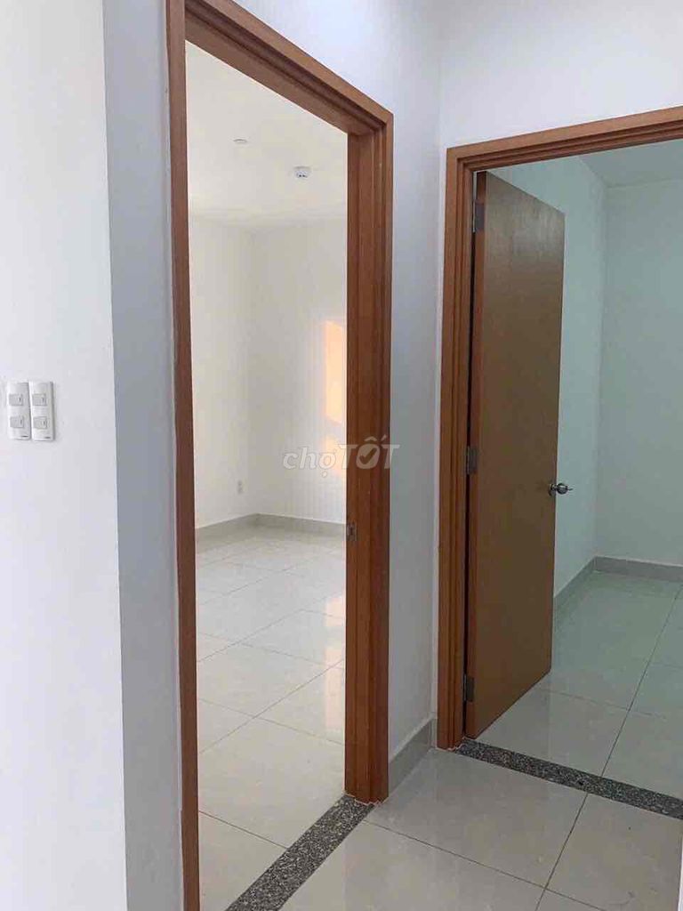 Cho thuê căn 2pn 2wc 80m2 gia 9tr5/thang tại dự án Tara P6 Q8