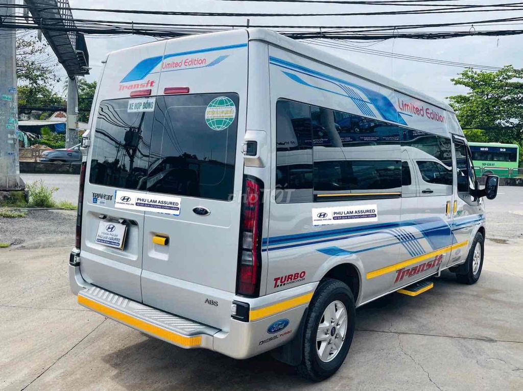 Ford Transit 2024 Rất Mới - Nhiều Phụ Kiện Lên Săn. Mua bán Ô tô tại Quận Tân Bình Tp Hồ Chí Minh được đăng bởi TRUNG TÂM XE LƯỚT CHÍNH HÃNG hình 3