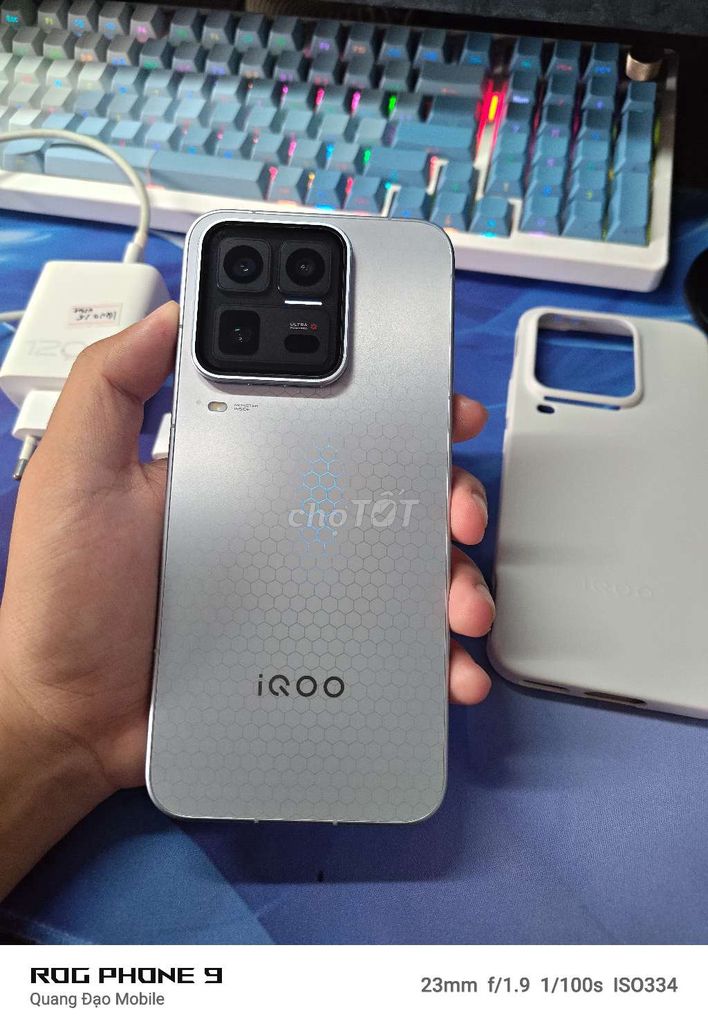 Vivo iqoo 15 Ultra 16-512 Đẹp 99,99% như mới. Mua bán Điện thoại tại Quận Hà Đông Hà Nội được đăng bởi Đạo Nguyễn hình 1