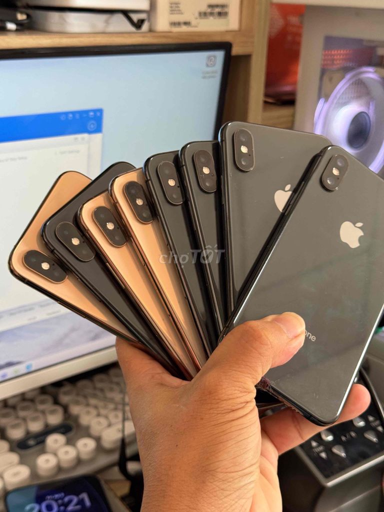 Apple iPhone Xs 64GB Vàng Đồng, Đen Đã sử dụng. Mua bán Điện thoại tại Quận Cái Răng Cần Thơ được đăng bởi Nguyễn Đức Anh hình 1