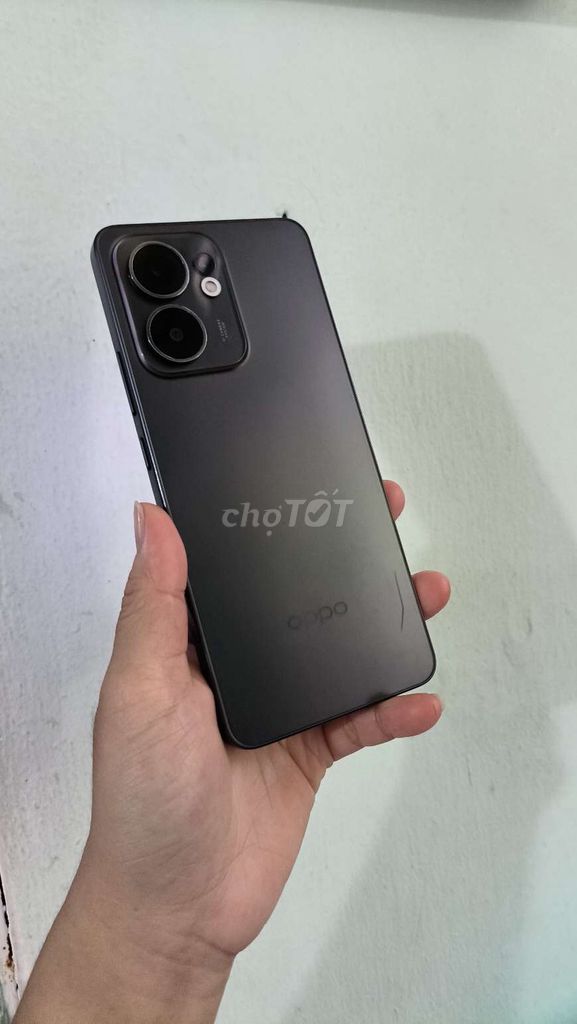 Oppo Reno 13F 5G 256GB Đen 99% mới. Mua bán Điện thoại tại Quận Hải Châu Đà Nẵng được đăng bởi phong hình 1