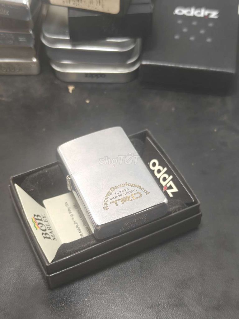 Bật lửa Zippo V La Mã 1989 Kim loại Bạc. Mua bán Đồ sưu tầm, đồ cổ tại Quận Bình Tân Tp Hồ Chí Minh được đăng bởi Vĩnh Thành hình 1