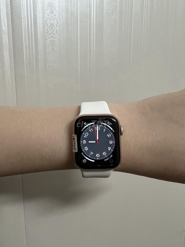 Apple Watch series 6 40mm vàng bản nhôm BH 1 đổi 1