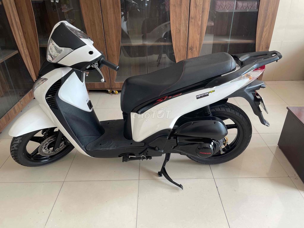 Dylan Úp Sh 2010 xe đẹp bs Vip 38.78. Mua bán Xe máy tại Thành phố Mỹ Tho Tiền Giang được đăng bởi Cầm Đồ Xe Máy thanh lý xe các loại hình 1