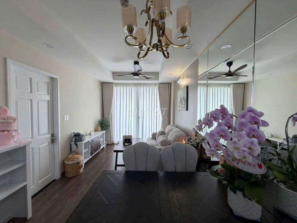 Аренда · 3 комн. · 90 м² · Quận Tân Phú, ул. Hòa Bình