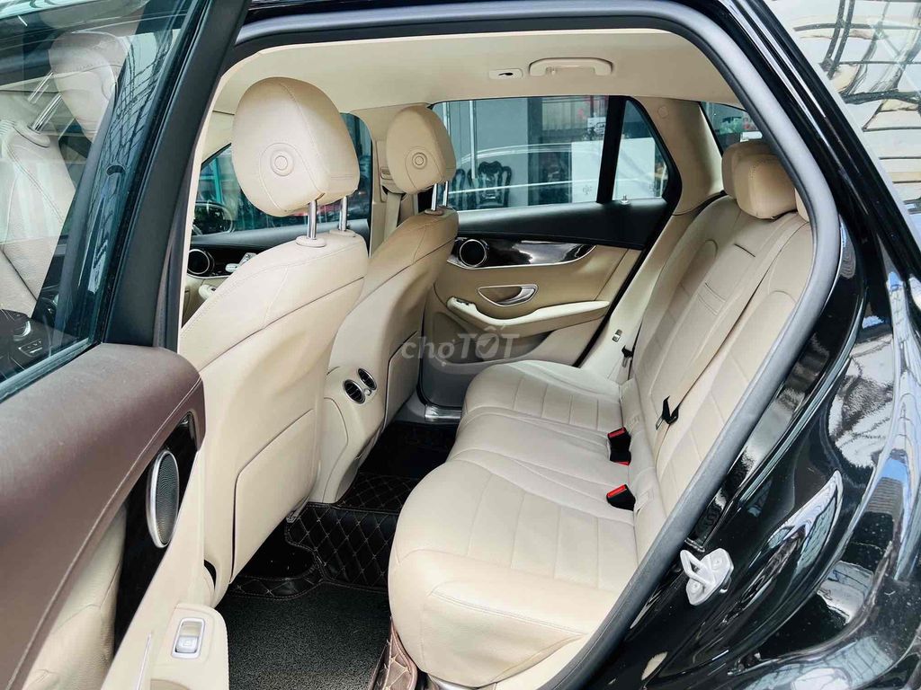 MER GLC200 2018 ĐEN KEM BẢO DƯỠNG FULL HÃNG. Mua bán Ô tô tại Thành phố Thủ Đức Tp Hồ Chí Minh được đăng bởi Phước An hình 19