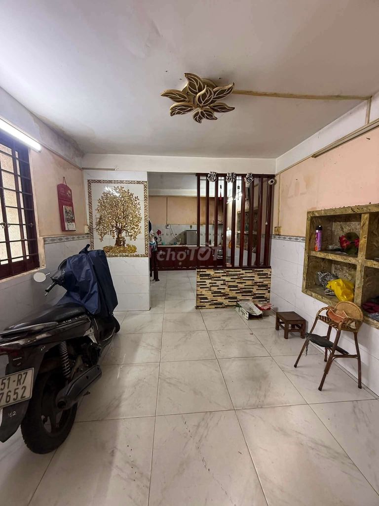 NGUYỄN VĂN CỪ Q1-3TẦNG(4,5×8)3PN 3WC