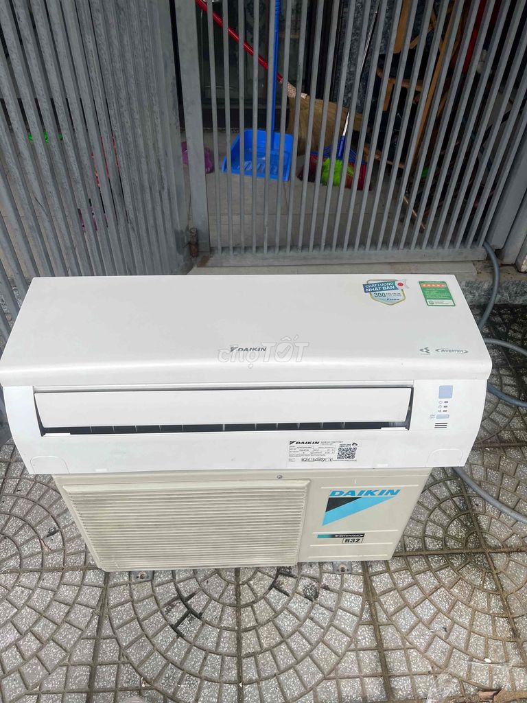 thanh lý máy 1HP - 1,5HP inverter bảo hành 1 năm