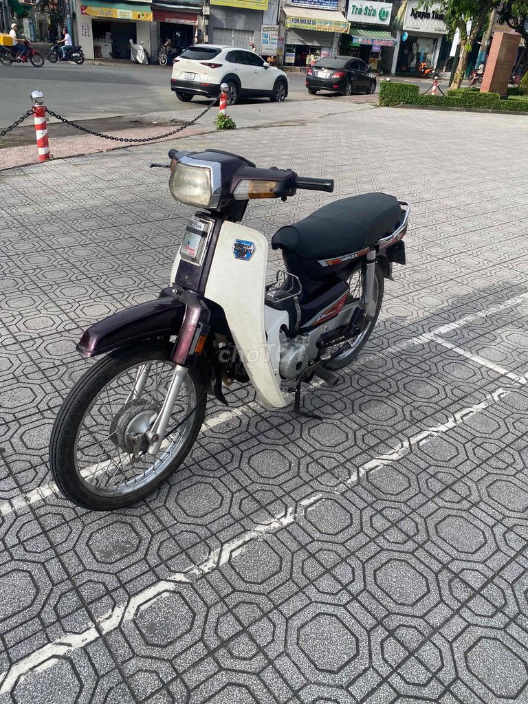 Drem liên doanh xe đẹp máy chất. Mua bán Xe máy tại Thành phố Dĩ An Bình Dương được đăng bởi Quyết Tiến  hình 1