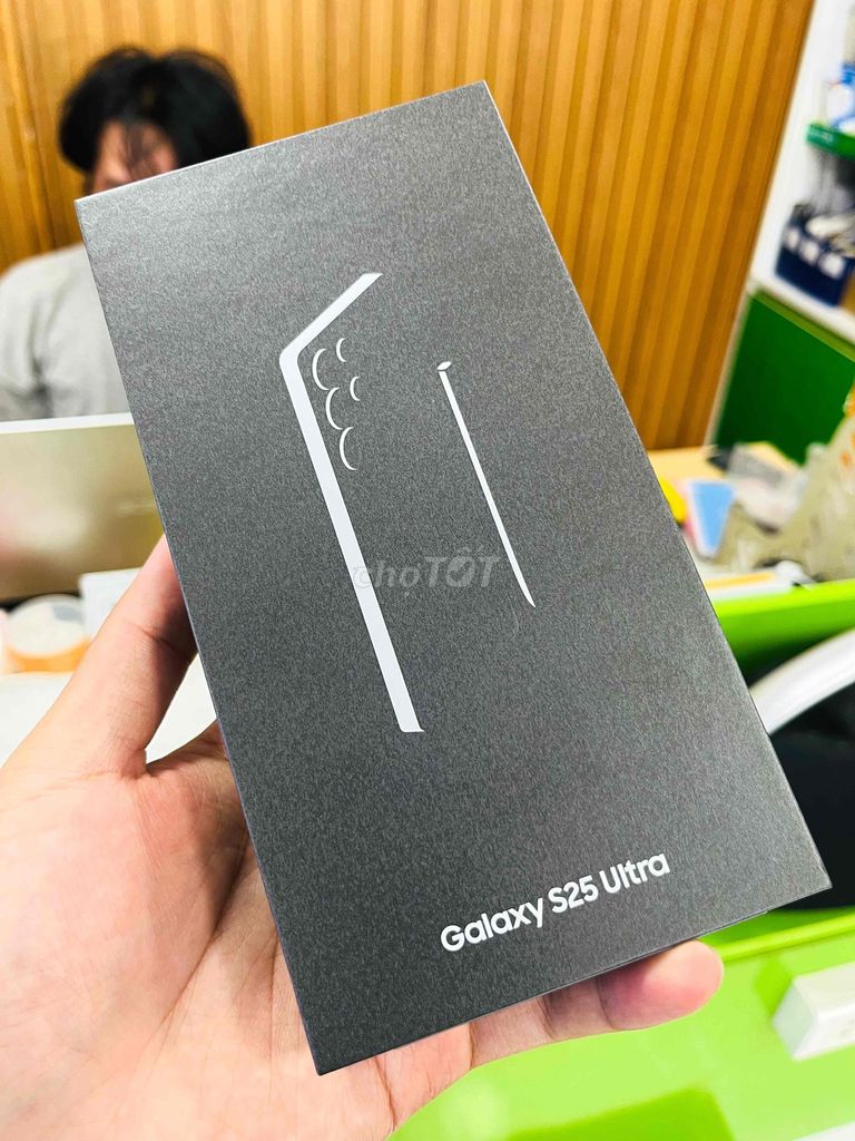 Samsung Galaxy S25 Ultra Trắng 256GB. Mua bán Điện thoại tại Quận Ngô Quyền Hải Phòng được đăng bởi lê thanh thuỷ hình 1