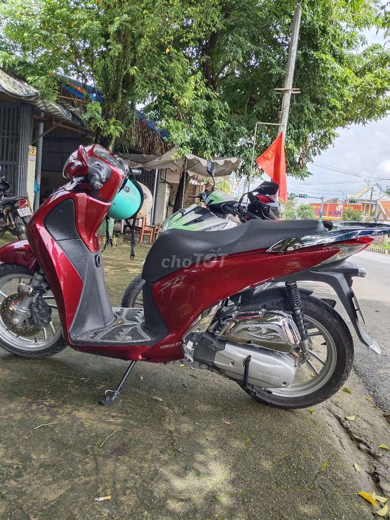 Loại xe sh 150i. Mua bán Xe máy tại Huyện Cát Tiên Lâm Đồng được đăng bởi Quỳnh phương  hình 1