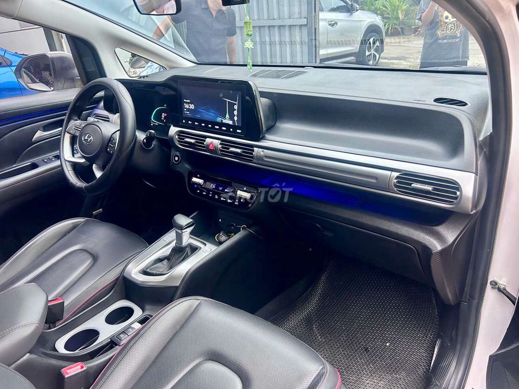 Hyundai Stargazer X cao cấp 2024 trắng, hỗ trợ góp. Mua bán Ô tô tại Thành phố Thủ Đức Tp Hồ Chí Minh được đăng bởi Đức Hưng Siêu thị ô tô Thủ Đức hình 15