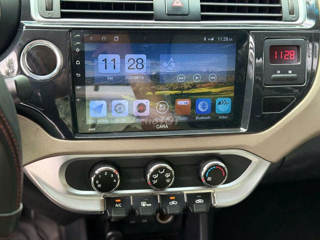 Kia Rio 2015 1.4 AT Số tự động Sedan - 87000 km. Mua bán Ô tô tại Thành phố Dĩ An Bình Dương được đăng bởi Phương Trâm  hình 9