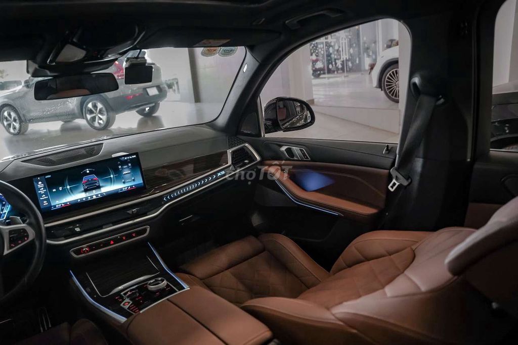 BMW X5 2023 xdrive40i M Sport LCI 12.000km Đen. Mua bán Ô tô tại Quận 7 Tp Hồ Chí Minh được đăng bởi Hoàn Lee Xe Lướt hình 12