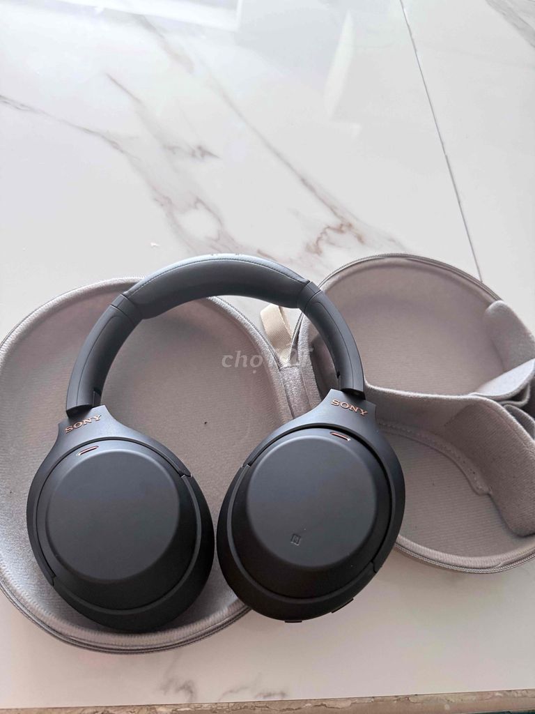 Tai nghe Sony WH-1000XM4 Đen. Mua bán Tivi, Âm thanh tại Quận 4 Tp Hồ Chí Minh được đăng bởi Quang Dũng hình 1