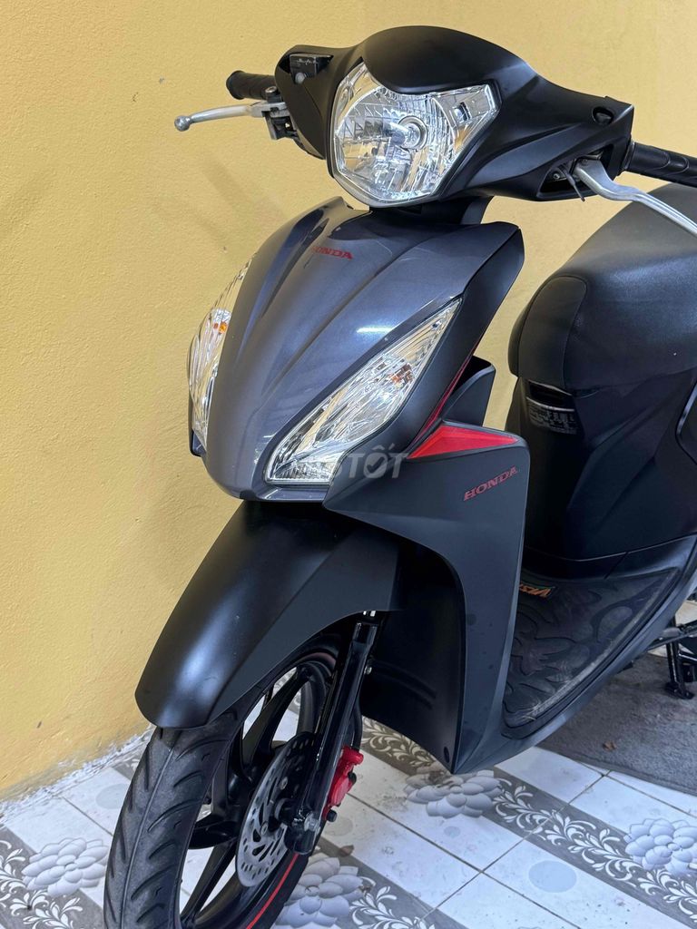Vision 2019 khoá ga màu xám đen 43E1-499.32