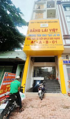 🏬 MẶT BẰNG ĐẸP DĨ AN 100M² – SÁT VINCOM – KINH DOANH NGAY 🏬