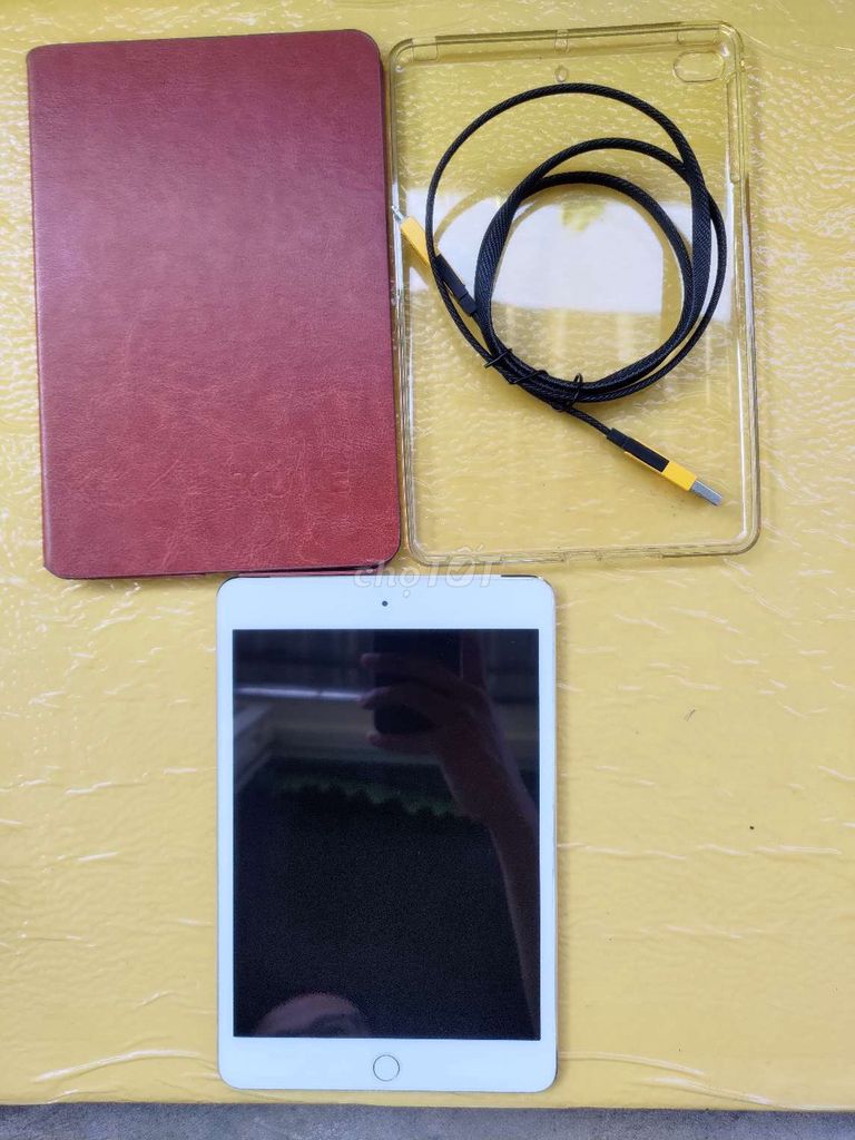 Apple iPad mini 4 128GB Bạc. Mua bán Máy tính bảng tại Huyện Cái Nước Cà Mau được đăng bởi Lee Chuong  hình 1