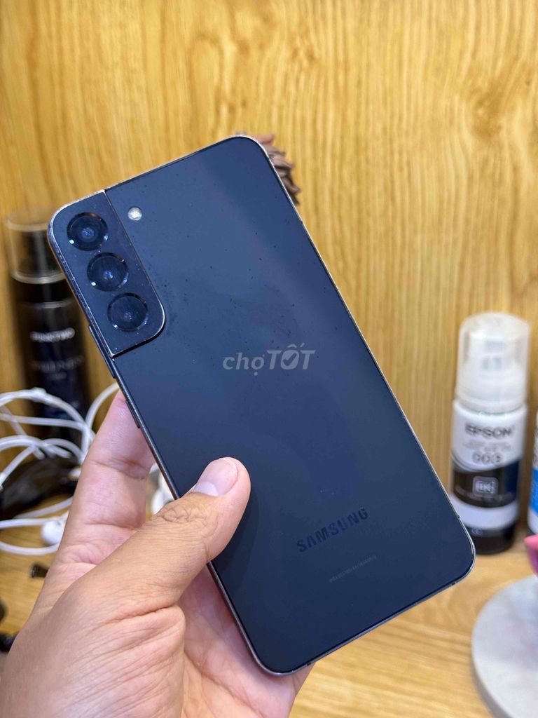 Samsung Galaxy S22+ Đen Đã qua sử dụng. Mua bán Điện thoại tại Quận 10 Tp Hồ Chí Minh được đăng bởi Hậu Lưu hình 1