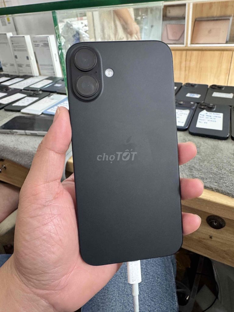Apple iPhone 16 Plus 128GB Đen 99% như mới. Mua bán Điện thoại tại Quận Đống Đa Hà Nội được đăng bởi Lê Khuyến hình 1