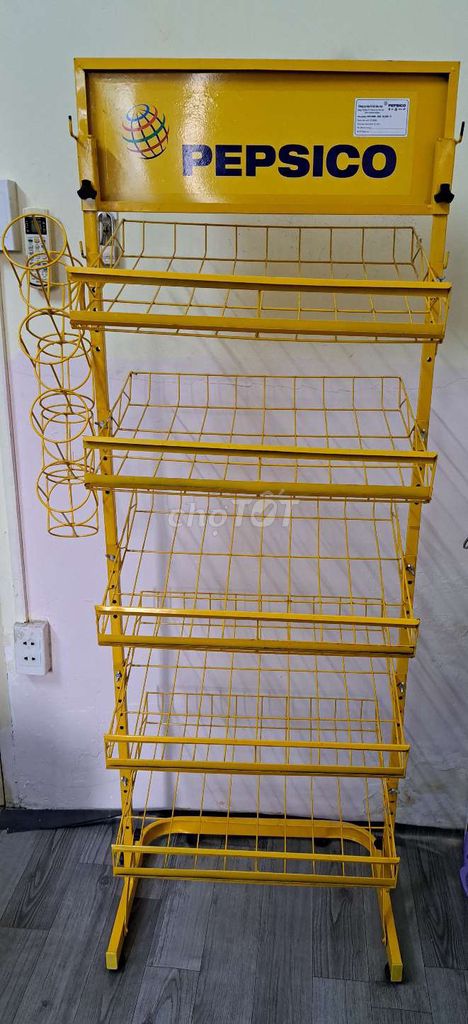 Kệ trưng bày 5 tầng Kim loại Vàng Mới 99%. Mua bán Nội thất, đồ gia dụng khác tại Quận 10 Tp Hồ Chí Minh được đăng bởi Mojib Rahman hình 1