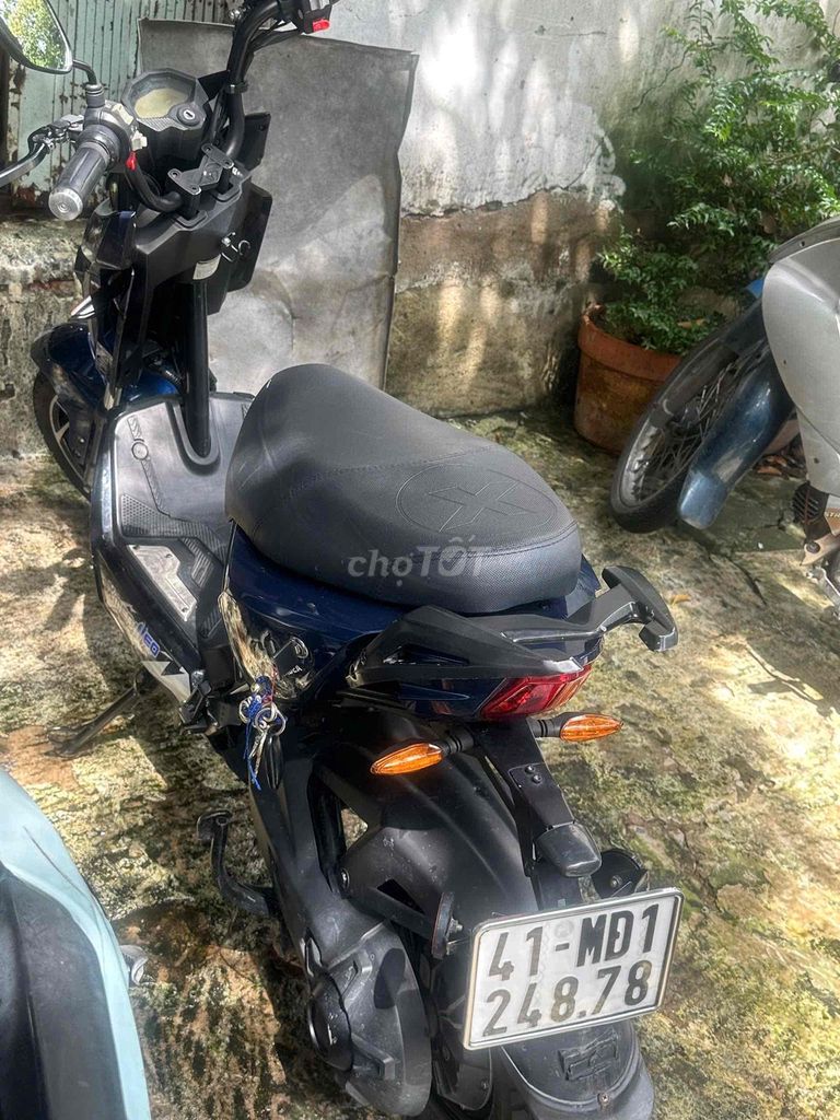 Xe Máy Điện Yadea Xmen Neo TpHCM chính chủ. Mua bán Xe điện tại Quận 6 Tp Hồ Chí Minh được đăng bởi Văn Thư hình 2