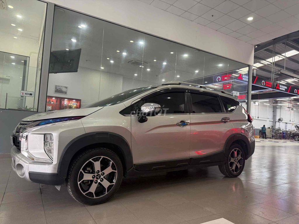 Mitsubishi Xpander Cross 2020 AT - 71000 km. Mua bán Ô tô tại Quận 7 Tp Hồ Chí Minh được đăng bởi Quốc Anh hình 4