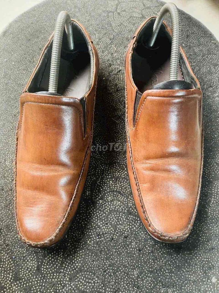 Giày lười Clarks Da bò Nam Nâu 40.5/41- 180k. Mua bán Giày dép tại Quận Bình Thạnh Tp Hồ Chí Minh được đăng bởi  Minh Nguyen H hình 1