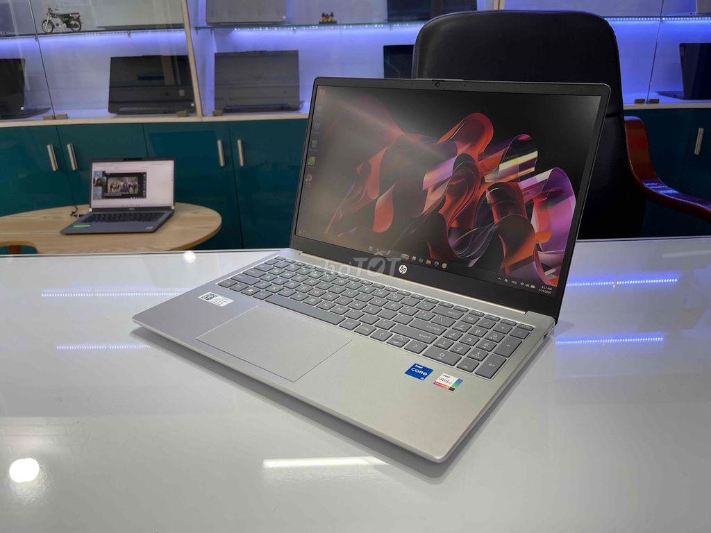 Laptop HP 15-fd0234TU i5-1334U 16GB/512GB Mới 99%. Mua bán Laptop tại Quận Ninh Kiều Cần Thơ được đăng bởi HOÀNG MAI STORE hình 1
