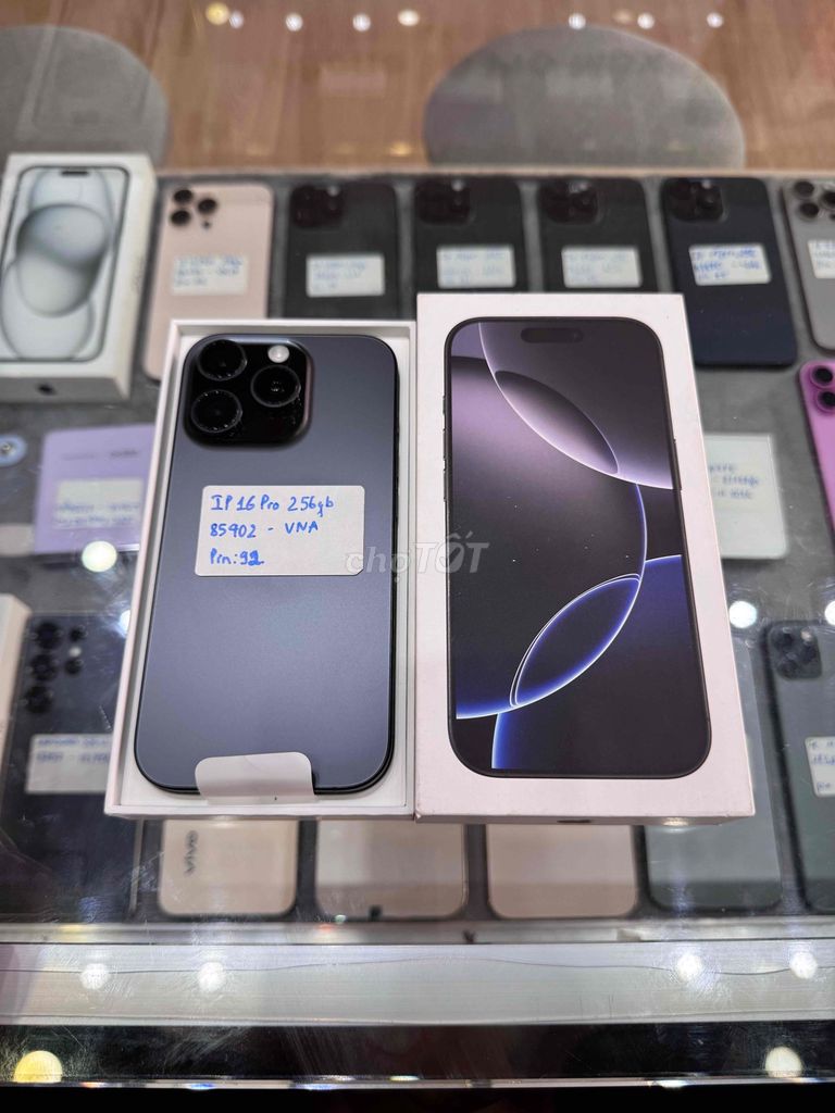 Apple iPhone 16 Pro 256GB Đen VN/A. Mua bán Điện thoại tại Quận 10 Tp Hồ Chí Minh được đăng bởi Phi Đăng Sơn Store hình 1
