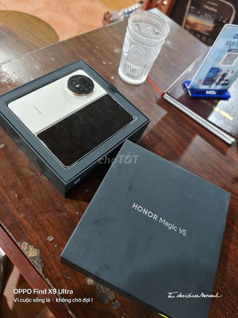 Honor Magic V5 Trắng Đã sử dụng. Mua bán Điện thoại tại Thành phố Thủ Dầu Một Bình Dương được đăng bởi Việt Phê hình 1