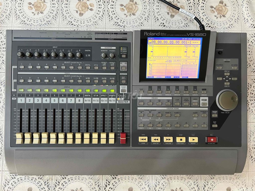 Mixer bãi Nhật Roland VS-1680. Mua bán Tivi, Âm thanh tại Quận Gò Vấp Tp Hồ Chí Minh được đăng bởi Nguyễn thanh Tùng hình 1