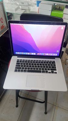 Thanh lý macbook pro 2015 retina 15" i7/16g/256g