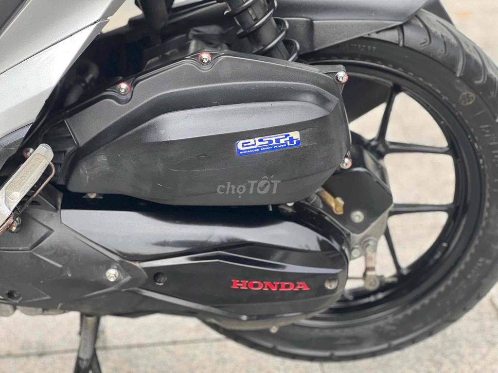 Honda Vario 125 2020 Bạc Đen Smartkey. Mua bán Xe máy tại Quận 11 Tp Hồ Chí Minh được đăng bởi Hưng Từ hình 4