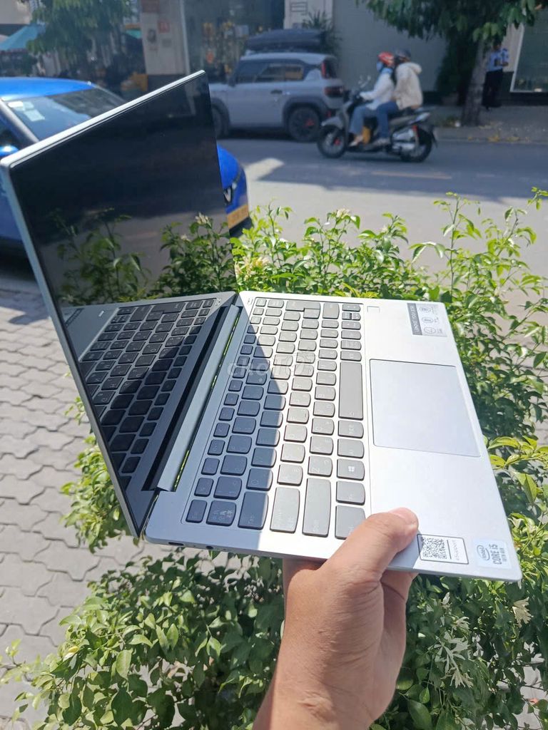 Lenovo Yoga S730 13IML, 1.1kg, full nhôm. Mua bán Laptop tại Quận Gò Vấp Tp Hồ Chí Minh được đăng bởi Huy hình 1