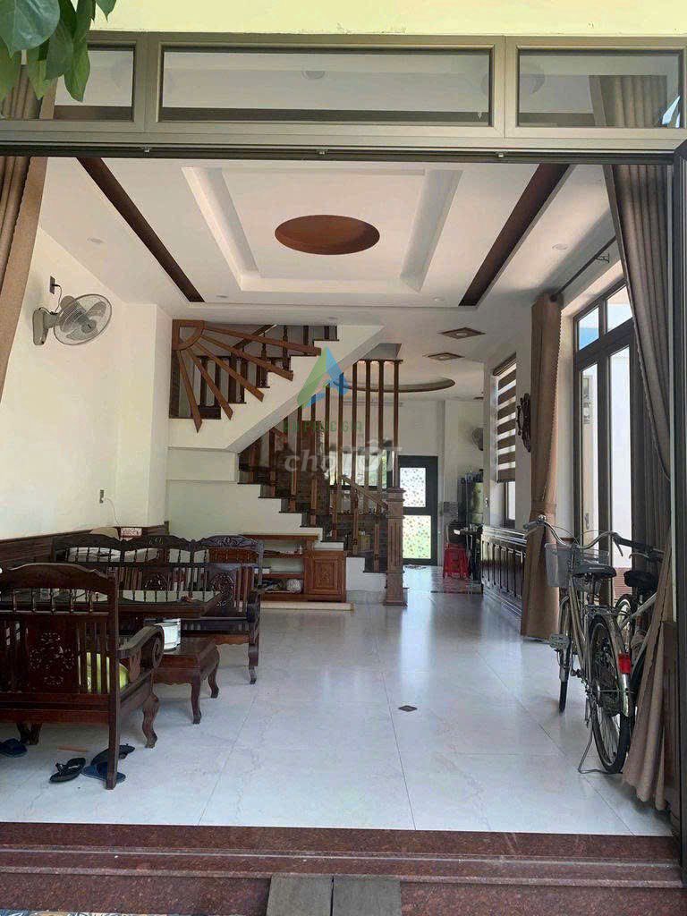 Rent · 3 bd · 164 м² · Quận Cẩm Lệ, ул. Đường Phạm Xuân Ẩn
