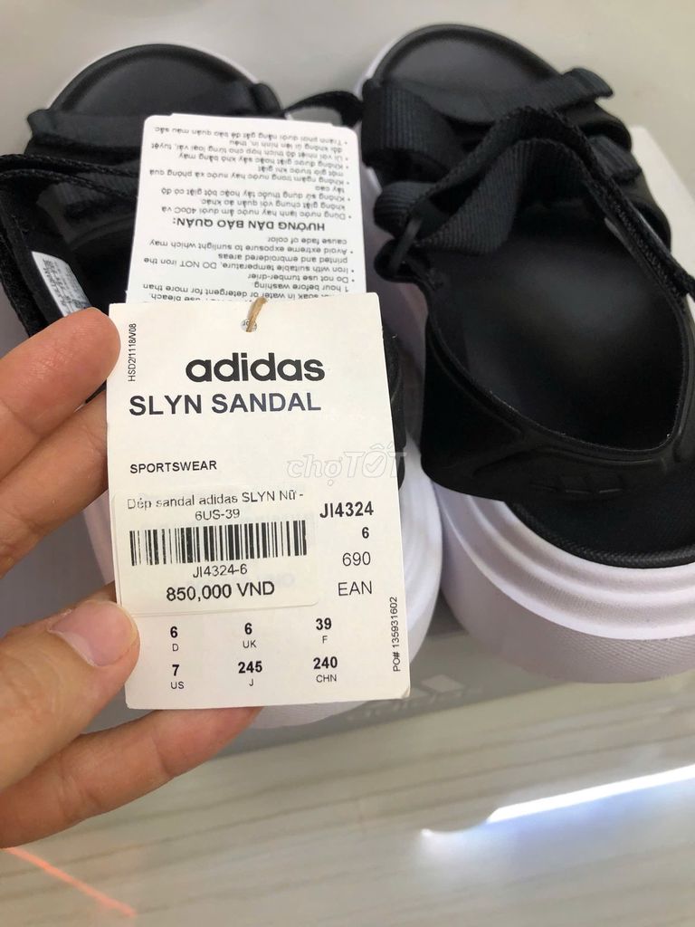 Dép sandal adidas SLYN Nữ Chính Hãng(Gốc;1tr8). Mua bán Giày dép tại Thành phố Long Khánh Đồng Nai được đăng bởi Harry Trần Lux hình 5