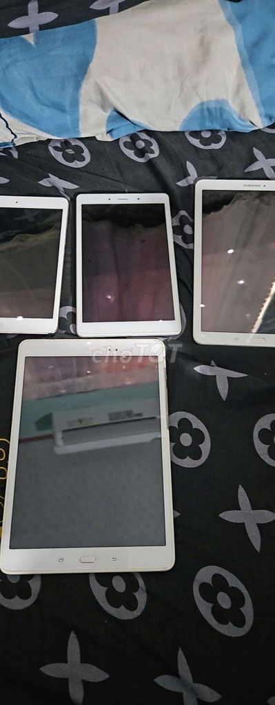 Samsung Galaxy Tab A 8.0 SM-T295 Trắng. Mua bán Máy tính bảng tại Thành phố Cao Lãnh Đồng Tháp được đăng bởi Gấu Béo hình 1