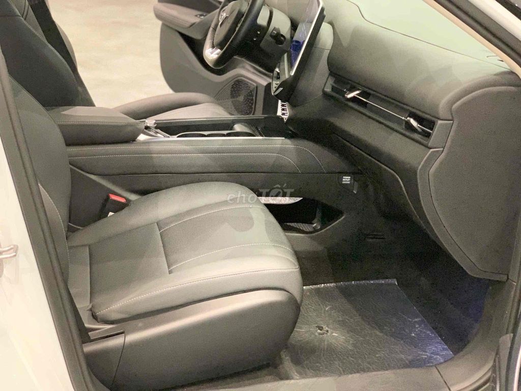 VinFast VF7 S 2025 Trắng. Mua bán Ô tô tại Thành phố Thái Nguyên Thái Nguyên được đăng bởi Hồng Phương Auto  Auto 597 hình 8