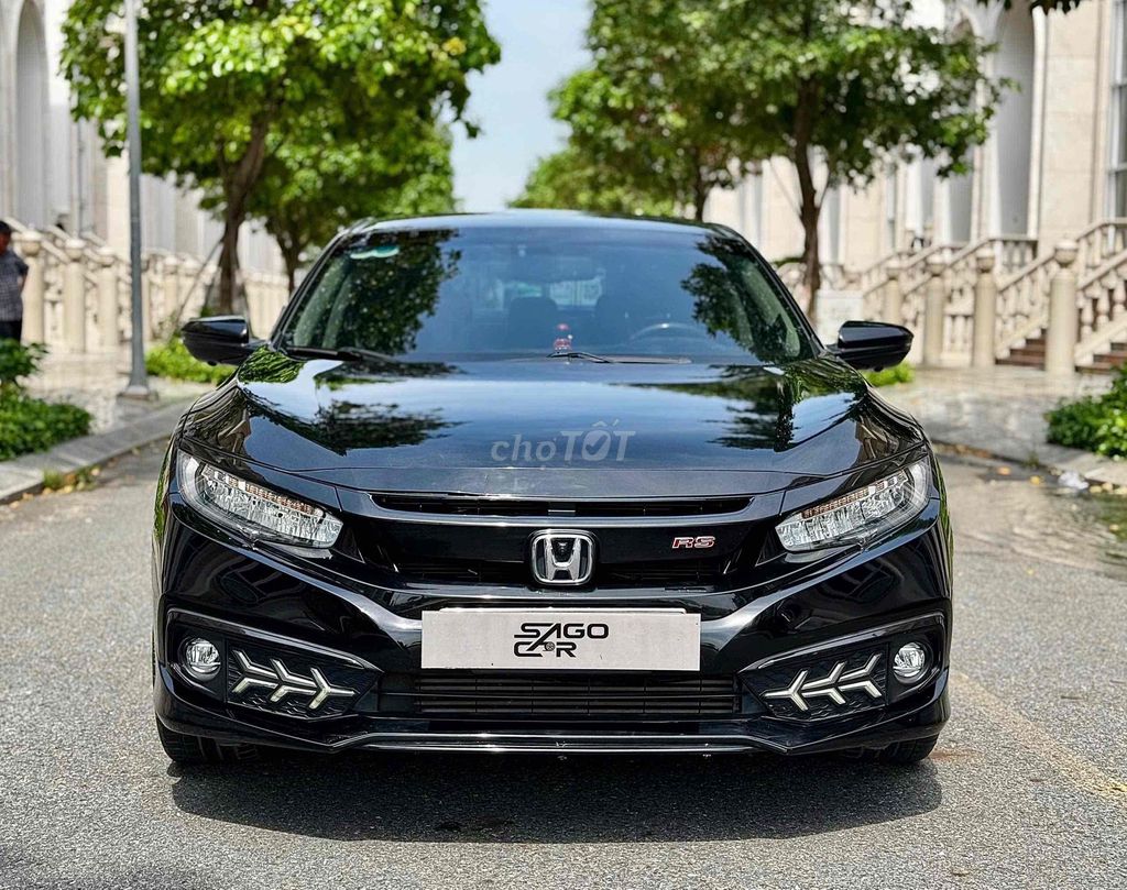 Civic RS 2019 odo 5vkm nhiều đồ xịn giá tốt. Mua bán Ô tô tại Thành phố Thủ Dầu Một Bình Dương được đăng bởi Tín hình 11