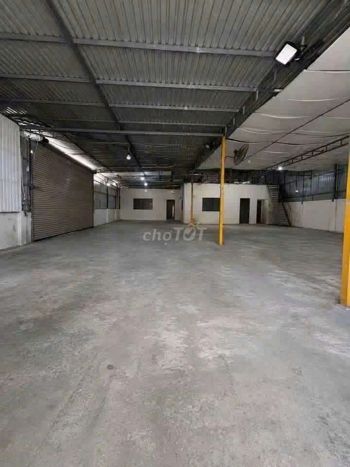Xưởng Dĩ An 600m²/25tr sẵn văn phòng 3fa sản xuất đường cont