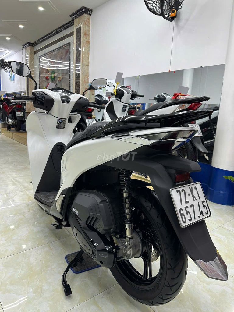 🌈MỚI VỀ SH 150  Abs Màu trắng cực hót. Mua bán Xe máy tại Thành phố Vũng Tàu Bà Rịa - Vũng Tàu được đăng bởi XE MÁY BẢO THANH  TPVŨNG TÀU hình 11