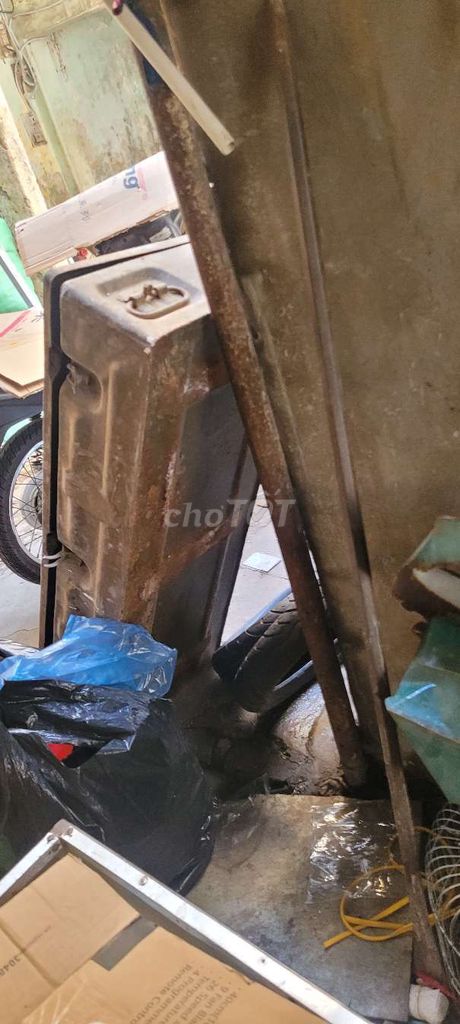 Thùng đạn kim loại Mỹ đã sử dụng. Mua bán Đồ sưu tầm, đồ cổ tại Quận Đống Đa Hà Nội được đăng bởi vũ khắc tiến hình 1