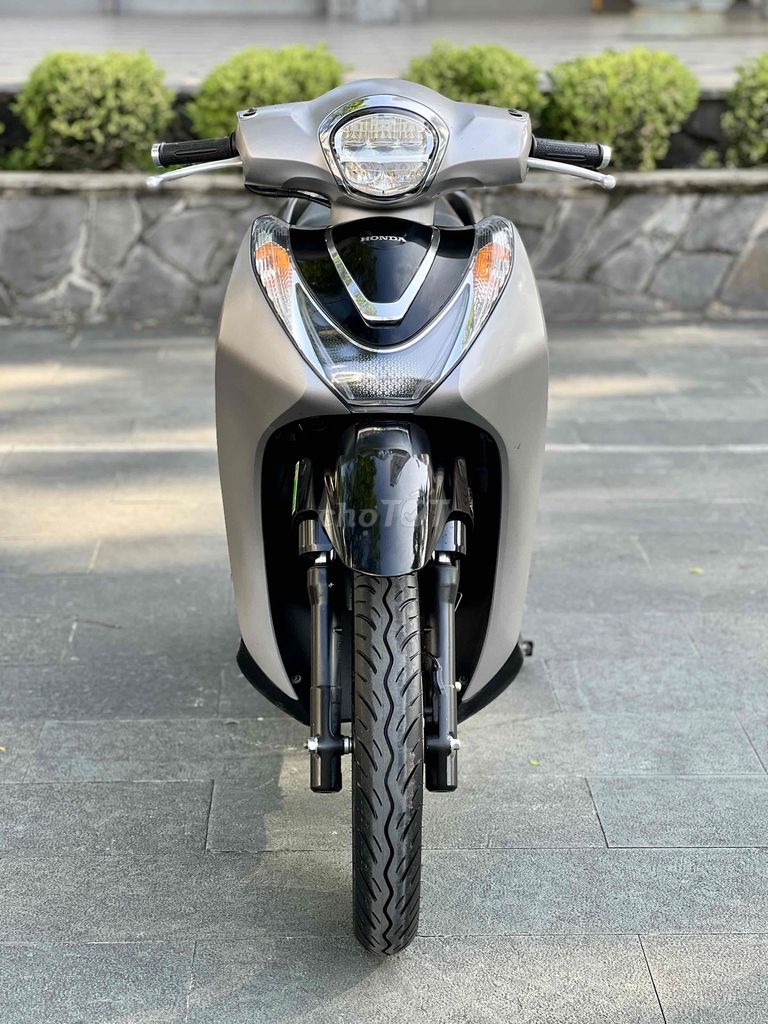 SH MODE ABS 2022 PBĐB BẠC NHÁM CHÍNH CHỦ CÓ GÓP. Mua bán Xe máy tại Thành phố Thủ Đức Tp Hồ Chí Minh được đăng bởi Hiếu  hình 1