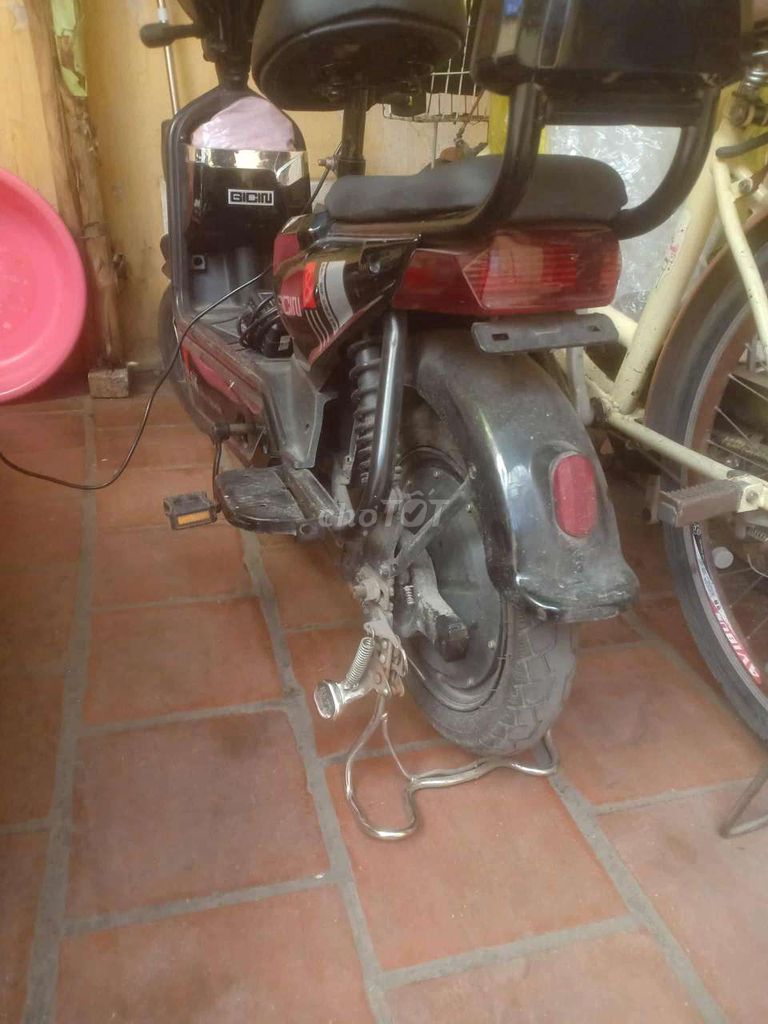Bán xe đạp điện dùng tốt. Mua bán Xe điện tại Quận Hoàng Mai Hà Nội được đăng bởi phạm hoàng minh hình 1